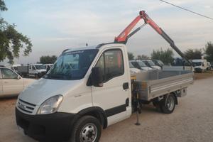 Iveco Daily 35c12 cassone fisso con gru