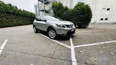 Nissan Qashqai 130CV.Gancio di traino omologato.EU