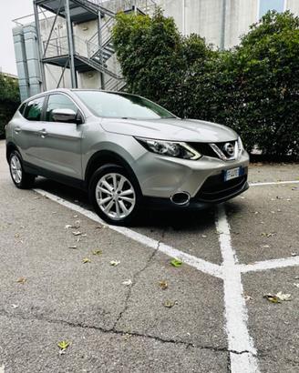 Nissan Qashqai 130CV.Gancio di traino omologato.EU