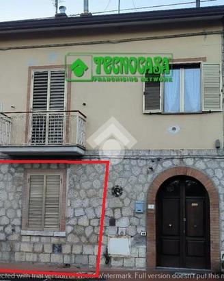 2 LOCALI A SUMMONTE