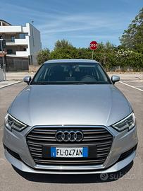 AUDI A3 business S-Tronic