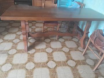 Tavolo noce massello