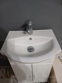 Mobile con lavabo usato pochissime volte