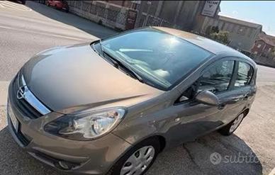 Opel corsa 1.3 d. 111 edizione
