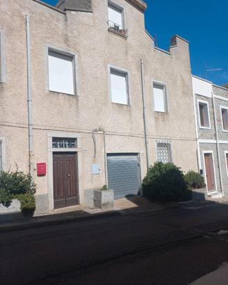 Casa panoramica su 3 livelli con Garage e Terreno