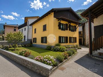 VILLA SINGOLA A PONTE IN VALTELLINA