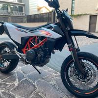 Ktm 690 smc r 2020