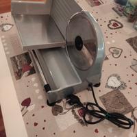 AFFETTATRICE DA CASA RGV