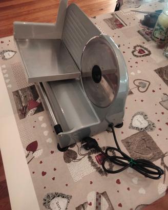 AFFETTATRICE DA CASA RGV