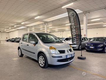 Renault Modus 1.2 16V Luxe Privilège