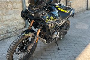 CF MOTO 450 MT 2026 + AKRAPOVIC