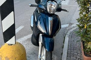 Beverly 300ie