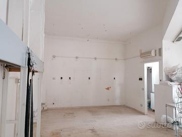 LOCALE C1 (POSSIBILITÀ CAMBIO DESTINAZIONE USO) 