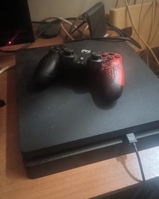 PS4 slim + joypad 