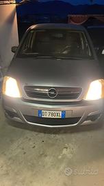 Opel neri a 2009 benzina gpl