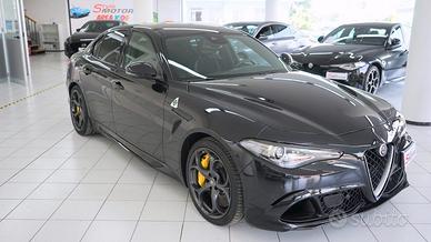 ALFA ROMEO Giulia 2.9 T V6 Quadrifoglio MANUALE