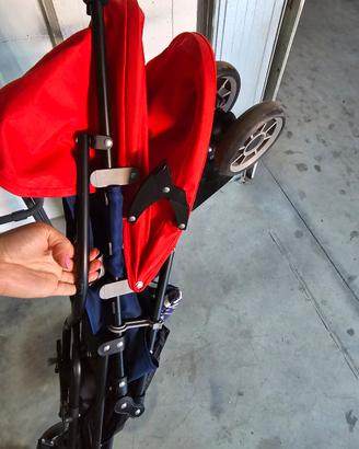 Passeggino leggero a ombrello 