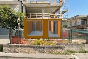 Locale a piano terreno con ampio parcheggio