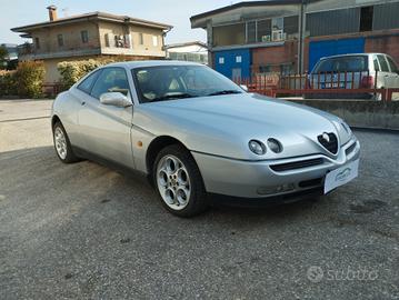 Alfa Romeo GTV 2.0i 16V Twin Spark cat