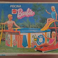 Piscina Barbie Mattel con accessori