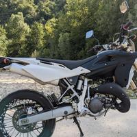 Husqvarna SM 125 - 2010