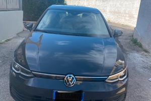 Wolkswagen Golf 8 1.5 tgi