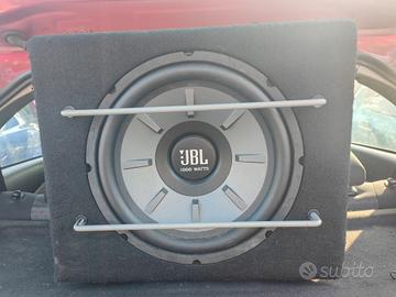 JBL subwoofer+ amplificatore 