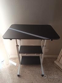 scrivania da PC 
