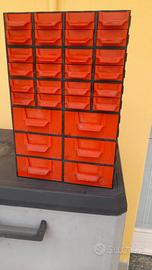 Cassettiera per oggetti minuti