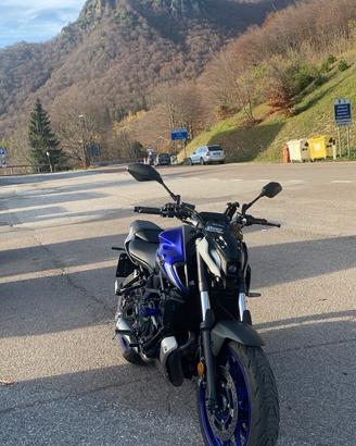 moto Yamaha MT 07
