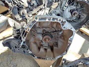 Cambio RENAULT NEW CLIO 1461cc TDCI del 2007