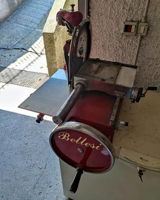 affettatrice manuale da restauro 