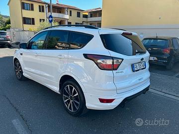 FORD Kuga 2ª serie - 2017