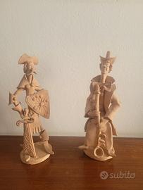 Coppia di Statuette in Terracotta 