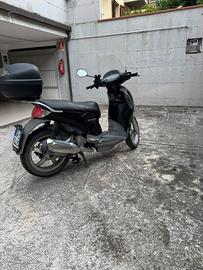 Scarabeo 125