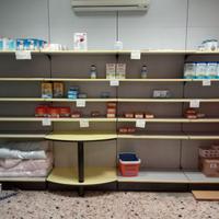 scaffalatura per negozio