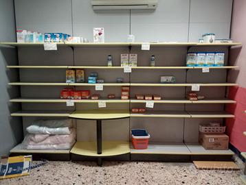 scaffalatura per negozio