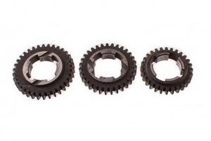 Ingranaggi cambio tre velocità su albero secondari