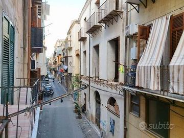 Uso investimento via Porta di Castro