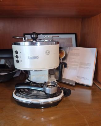 Macchina per caffè espresso Icona Delonghi 