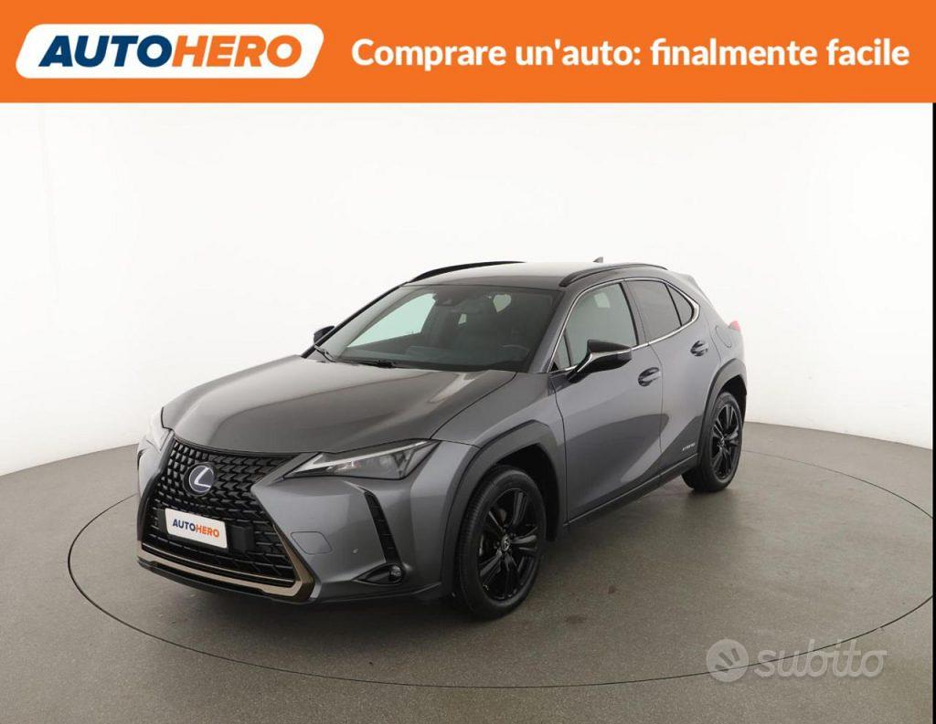 Lexus UX