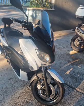 X max 250