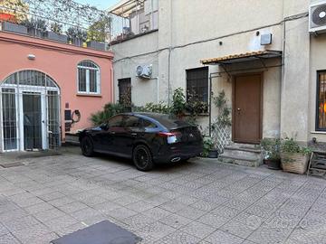 Box / Garage di 10 m² a Milano