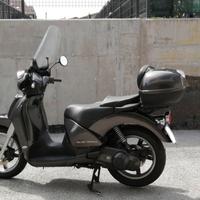 Aprilia scarabeo 250 - ricambi usati