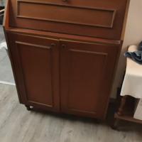 Mobile Credenza