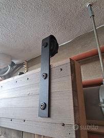 Porta scorrevole esterno muro con binario