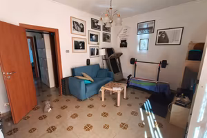 Bilocale a Fuorigrotta su via Giacomo Leopardi 192