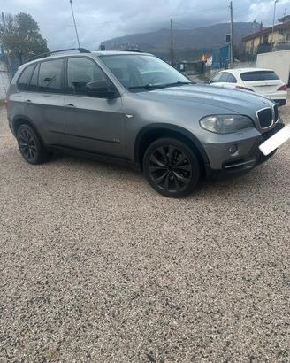 BMW X5 3.0 V6 2009 270.000 km