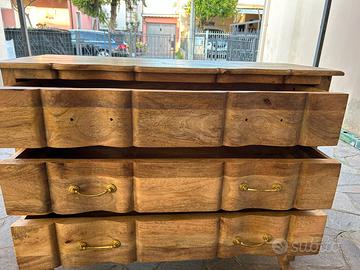 Camera da letto viennese, legno di mango massello