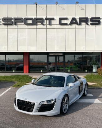 Audi R8 4.2 V8 FSI quattro